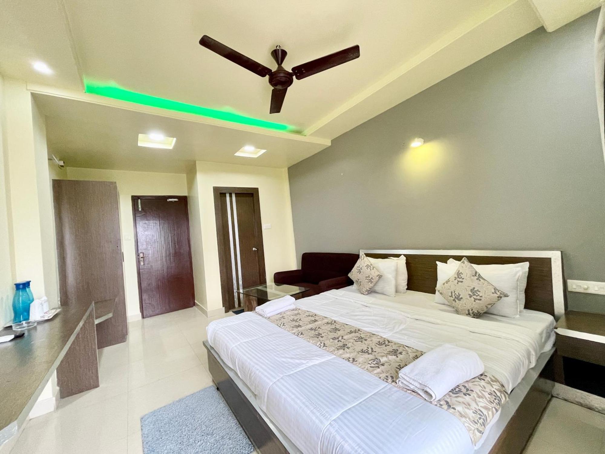 Hotel Trends In Puri Exteriör bild