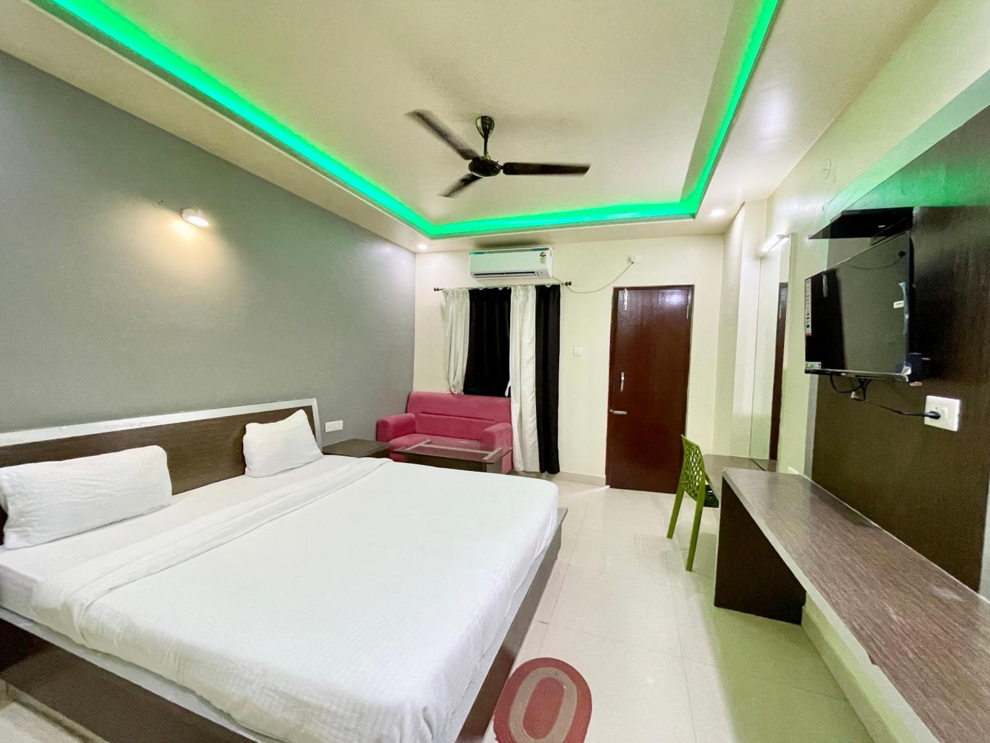 Hotel Trends In Puri Exteriör bild